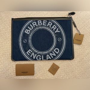 BRAND NEW: Burberry Blue Denim Logo Zip Pouch